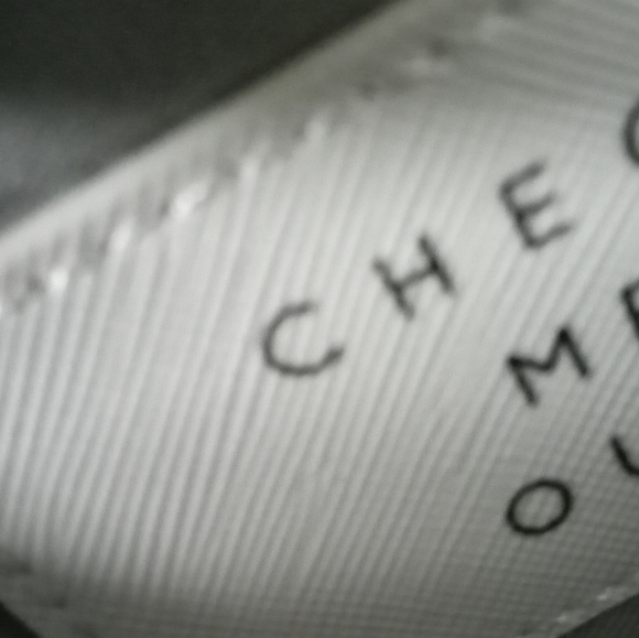 Santa Barbara Design Studio Large "Check Me Out" Checkered Purse/Wristlet. - Picture 6 of 6